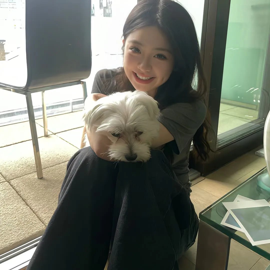 不好,那个恋爱脑黑化了